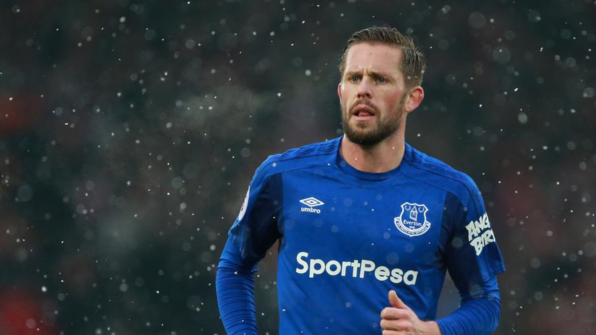 国王战术压制火箭，霍勒迪节奏完全掌控，一场现代篮球的战术教科书