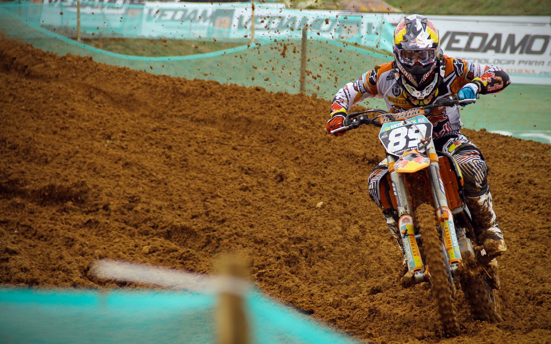 世界杯之夜，阿尔瓦雷斯完成里程碑，2026的传奇瞬间